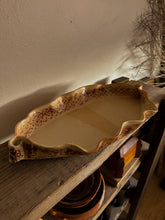 Load image into Gallery viewer, Ruffled Serving Platter