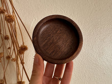 Load image into Gallery viewer, Walnut Pinch Bowl