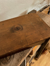 Load image into Gallery viewer, Dark Stained Keepsake Wooden Box