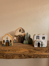 Load image into Gallery viewer, Southwest Adobe Village Set
