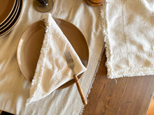 Load image into Gallery viewer, Fringed Cream Napkins, set of 4