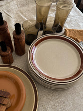 Load image into Gallery viewer, Contemporary Chateau Dinner Plates, set of 6