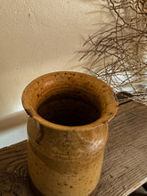 Load image into Gallery viewer, Studio Pottery Vessel