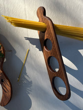 Load image into Gallery viewer, Walnut Pasta Measurer