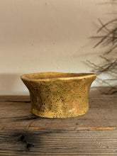 Load image into Gallery viewer, Pinched Speckled Pottery Bowl