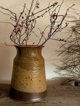 Load image into Gallery viewer, Studio Pottery Vessel