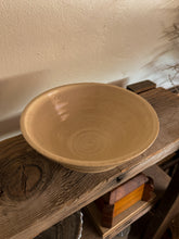 Load image into Gallery viewer, 1977 Creamy Textural Bowl