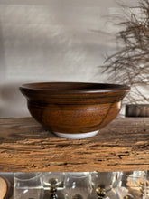 Load image into Gallery viewer, Brown Pottery Bowl