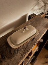 Load image into Gallery viewer, Creamy Speckled w/ Brown Butter Dish