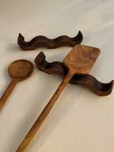 Load image into Gallery viewer, Snake Spoon Rest