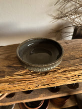 Load image into Gallery viewer, Shallow Pottery Bowl