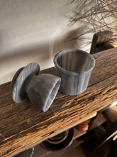 Load image into Gallery viewer, Marble Butter Bell