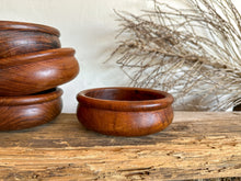 Load image into Gallery viewer, Wooden Bowls, set of 4
