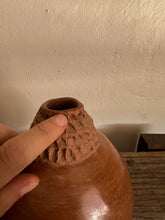 Load image into Gallery viewer, Mexican Terracotta Vase