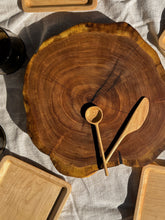 Load image into Gallery viewer, Mesquite Serving Round