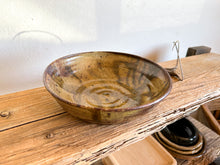 Load image into Gallery viewer, Green Pottery Bowl