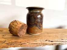 Load image into Gallery viewer, Pottery Canister