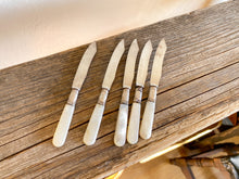 Load image into Gallery viewer, Pearl &amp; Sterling Cheese Knives