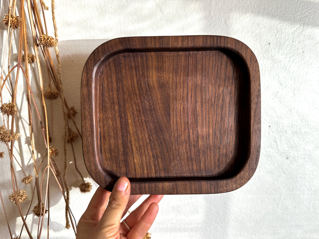 Squared Walnut Dish