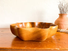 Load image into Gallery viewer, Scalloped Edge Wooden Bowl