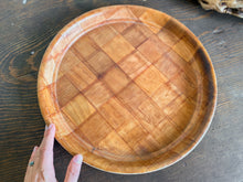 Load image into Gallery viewer, Round Woven Bamboo Tray